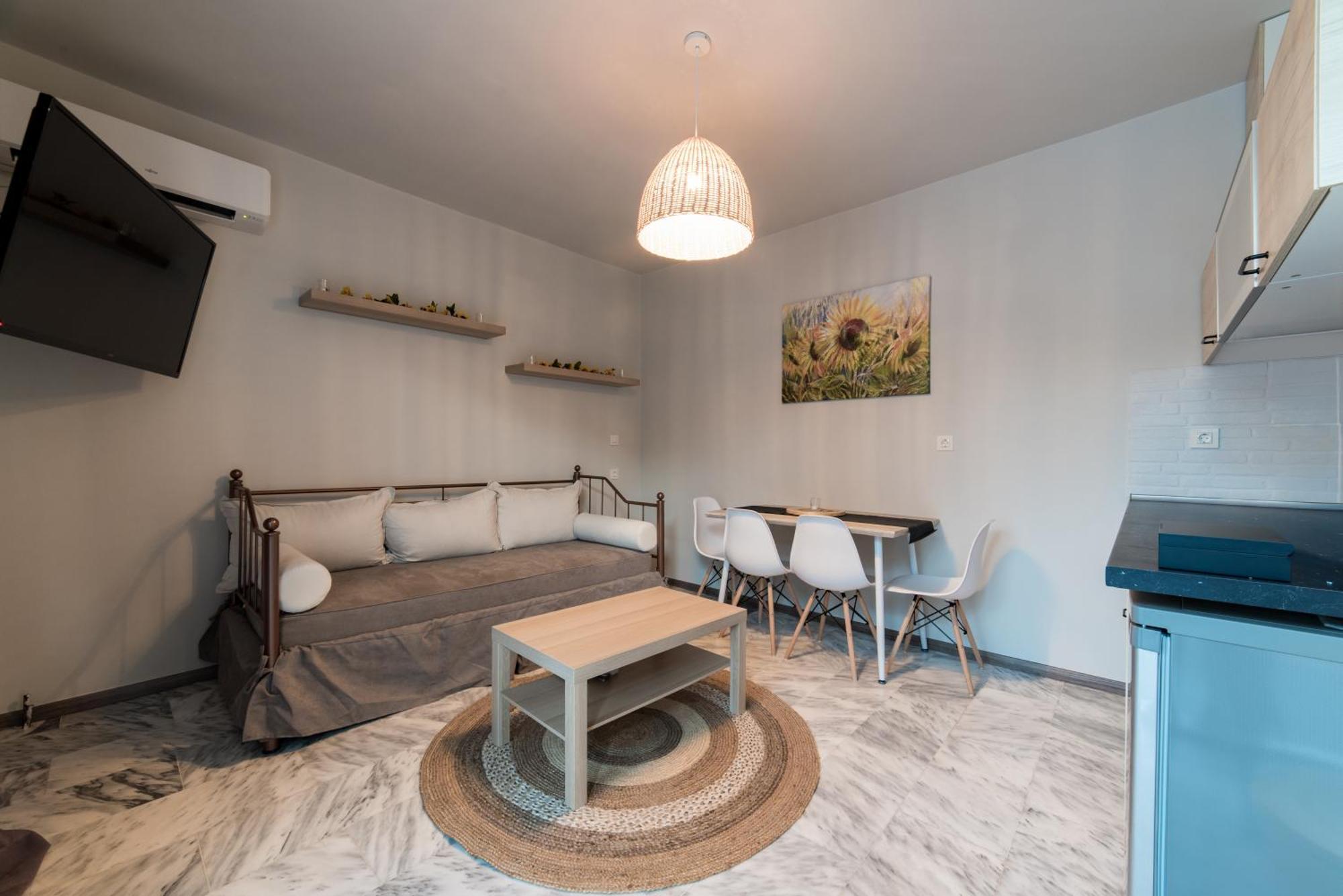 Oinoelia Luxury Suites & Residence Potos Dış mekan fotoğraf