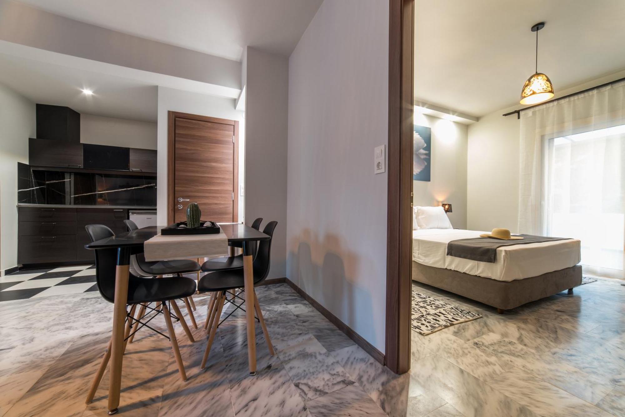 Oinoelia Luxury Suites & Residence Potos Dış mekan fotoğraf
