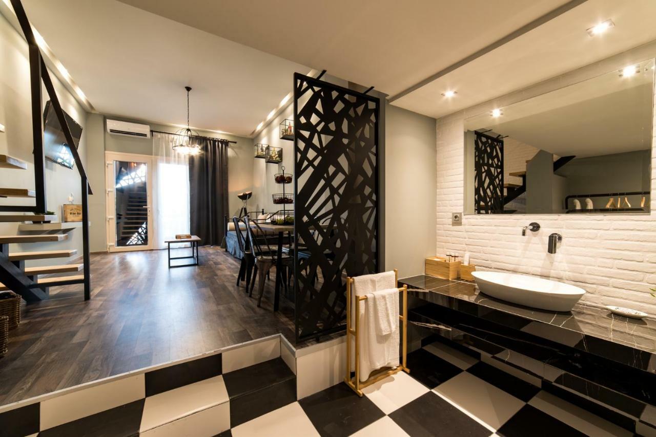 Oinoelia Luxury Suites & Residence Potos Dış mekan fotoğraf