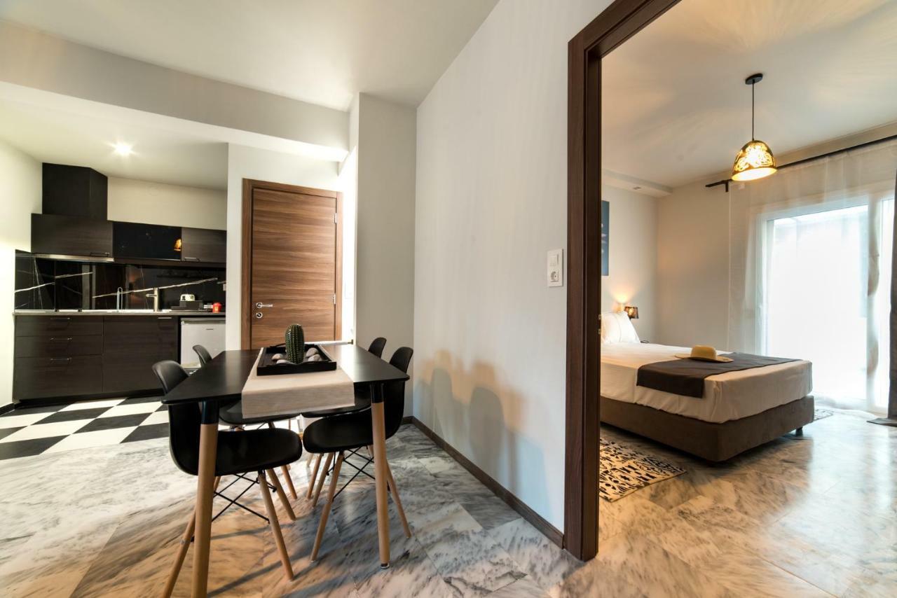Oinoelia Luxury Suites & Residence Potos Dış mekan fotoğraf