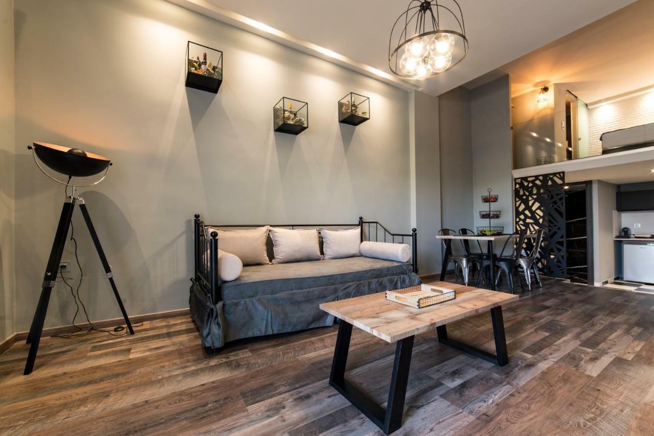 Oinoelia Luxury Suites & Residence Potos Dış mekan fotoğraf